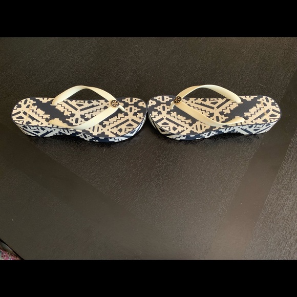 Tory Burch Flip Flops - Picture 4 of 4
